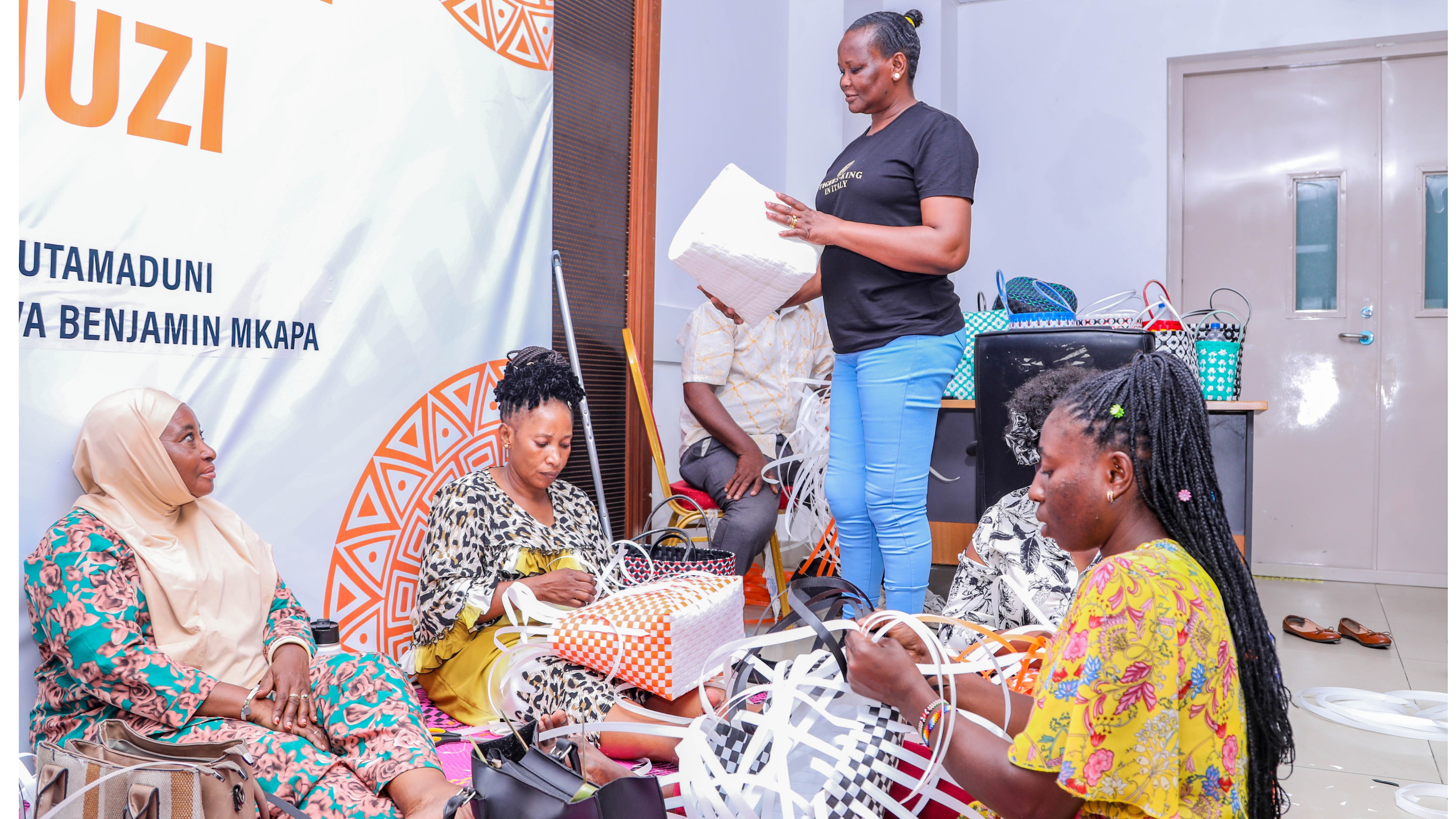 MAFUNZO YA URASIMISHAJI WA BIASHARA NA UJUZI